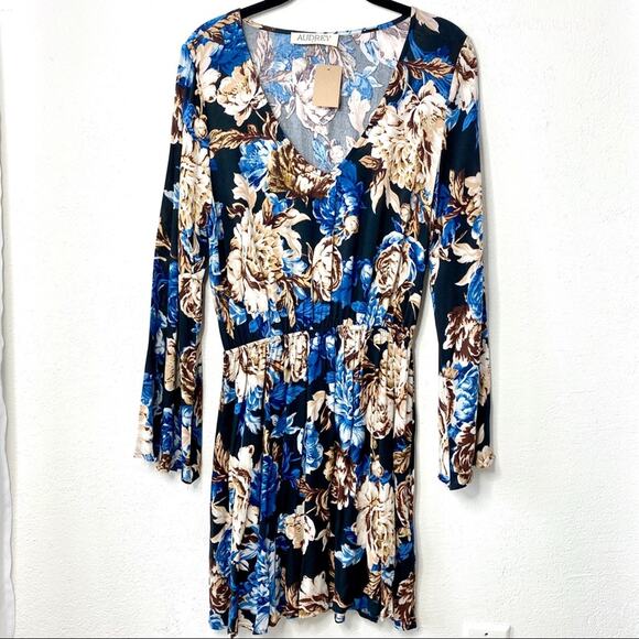 Audrey 3+1 Blue Floral Elastic Waist Dress Size Medium - Picture 1 of 8